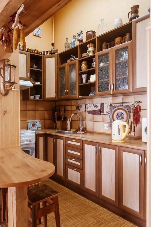 Apartment Na Shevchenka 3 Львов Экстерьер фото